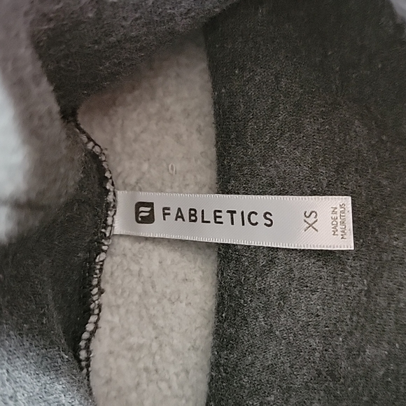 Fabletics Women's Gray Turtleneck W/ Zipper Pocket Long Sleeve Sweatshirt,  XS - Picture 5 of 7